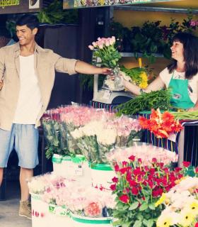 El Mercadillo de Tegueste renueva por quinto año su certificación de calidad ISO 9001, el único que lo posee en toda Canarias. · foto 1