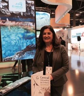 Belén Allende: El Hierro se presenta en Fitur como un destino abierto a las expectativas de los amantes de la naturaleza y el turismo activo. · foto 1