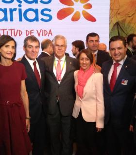 Sus Majestades los Reyes inauguraron Fitur 2017. · foto 4