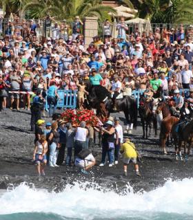 Adeje se rinde a San Sebastián. · foto 2