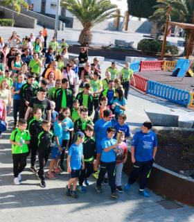 Más de mil participantes asisten a las Olimpiadas por la Paz en Arguineguín. · foto 1