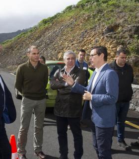 La Consejería de Obras Públicas y Transportes invertirá este año 13, 6 millones de euros en La Palma. · foto 2