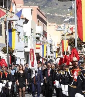 Honores a la Patrona de Canarias, la Virgen de Candelaria. · foto 1