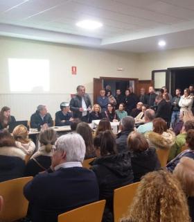 Los vecinos de Las Chumberas conocen el primero de los proyectos de reposición de sus viviendas. · foto 2