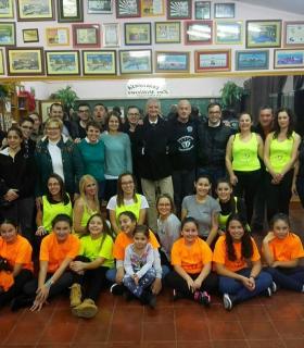 El alcalde de La Orotava visita a los grupos de Carnaval Villero. · foto 2