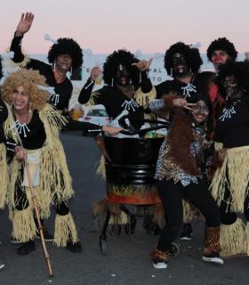 El Gran Coso Carnavalero de Antigua, locura de disfraces y percusión. · foto 4