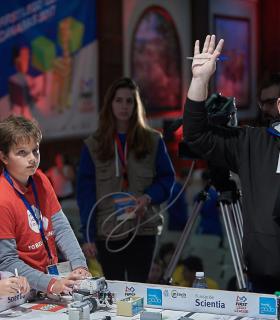 Los equipos Aldeatron Robotix y Curiosity I, vencedores de la First Lego League Canarias 2017. · foto 4