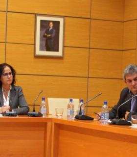 El nuevo consejero de Sanidad visita el Centro de Salud de Antigua. · foto 3