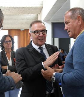 El nuevo consejero de Sanidad visita el Centro de Salud de Antigua. · foto 2
