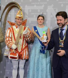 El Cabildo de Tenerife recibe a una delegación del Carnaval alemán. · foto 2