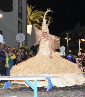 Puerto de La Cruz: Con tacones y a lo loco. · foto 5
