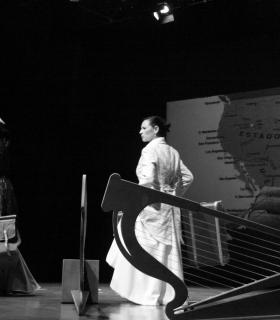 La vida de Esmeralda Cervantes se escenifica este viernes en el Teatro Guimerá . · foto 1