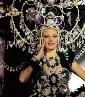 Ruth González Martín, nueva Reina de la Piñata Chica de Tacoronte 2017. · foto 2