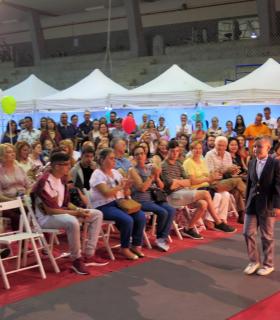 Gran acogida de público a la 3ª Feria Días de Celebración celebrada este fín de semana en Santa María de Guía. · foto 6