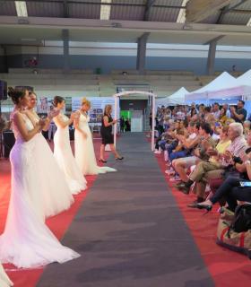 Gran acogida de público a la 3ª Feria Días de Celebración celebrada este fín de semana en Santa María de Guía. · foto 3