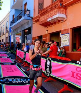 Francisco Santana y Raquel Rivero ganan la VI Carrera de Montaña. · foto 6