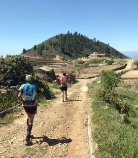 Francisco Santana y Raquel Rivero ganan la VI Carrera de Montaña. · foto 11