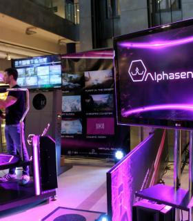­Más de 1.000 personas disfrutan de lo último en Realidad Virtual en el Centro Comercial y de Ocio 7 Palmas. · foto 2