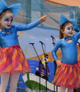 Éxito del V Carnaval por la Diversidad celebrado en el Terrero Municipal de Llano del Moro. · foto 4