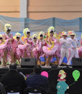 Éxito del V Carnaval por la Diversidad celebrado en el Terrero Municipal de Llano del Moro. · foto 1