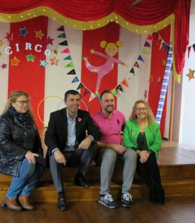 Alumnos del CEIP Agustín Espinosa estrenan El Museo de los Cuentos por el que pasarán 3.500 escolares. · foto 3