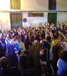 Miles de personas disfrutaron un año más del genuino Carnaval de Haría. · foto 18