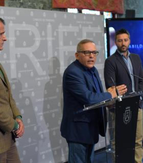 El Cabildo apuesta por el desarrollo económico con la Feria Internacional de la Moda de Tenerife. · foto 1