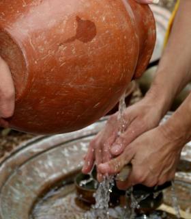 Este domingo, 26 de marzo, el casco adejero acogerá la escenificación de la Ruta del Agua. · foto 4