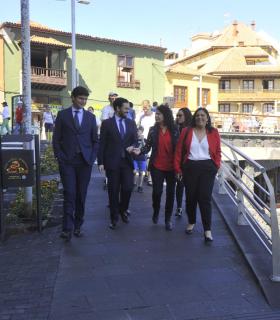 La Secretaria de Estado de Turismo visita el Puerto de la Cruz · foto 2