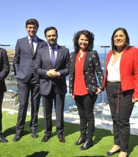 La Secretaria de Estado de Turismo visita el Puerto de la Cruz · foto 1