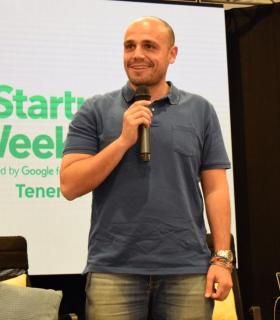 La Startup Weekend premia una aplicación para reducir los riesgos de la basura espacial. · foto 1