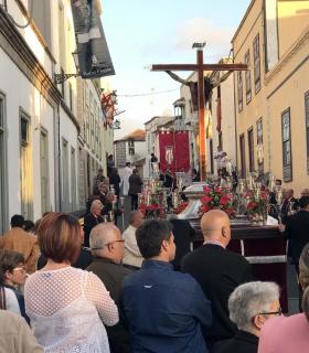 Más de 10 mil flores adornan las calles de Guía en la IX edición de su Pascua Florida. · foto 27
