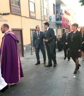 Más de 10 mil flores adornan las calles de Guía en la IX edición de su Pascua Florida. · foto 29