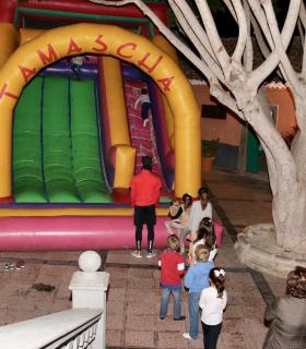Turistas y residentes disfrutaron de la primera edición de Mogán Nocturno · foto 2