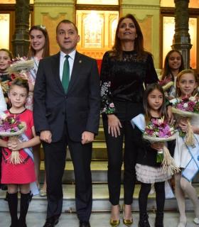 El alcalde recibe a las 31 aspirantes a Reina del Carnaval de Santa Cruz de Tenerife en sus tres modalidades · foto 2
