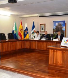 La Frontera: Maratón del Meridiano Naviera Armas se presenta en sociedad · foto 3