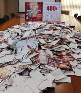 Los premios del sorteo de la Campaña de Navidad, Cumple tus Sueños han recaído en Verónica García Martín y Beatriz Acosta Mesa · foto 1