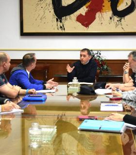 El Ayuntamiento de Santa Cruz de Tenerife reforzará la limpieza y vigilancia policial en el entorno de Azorín · foto 2