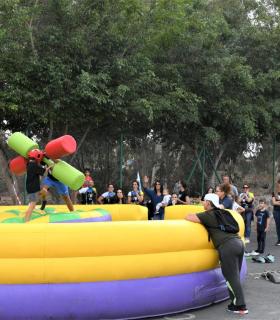 Más de 400 niños y niñas de colectivos deportivos de Mogán participaron en las III Olimpiadas por la paz · foto 5