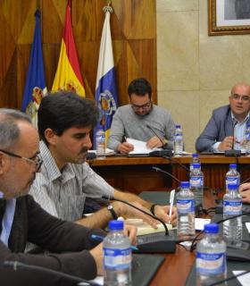 El Cabildo de La Palma ratifica su compromiso con las renovables al apostar por un nuevo corredor energético por el sur de la isla · foto 1