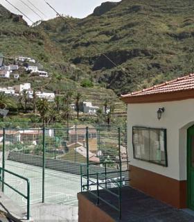 El BOP publica los anuncios de licitación para la adjudicación del Centro Social y Área Recreativa de Antoncojo y la Cubierta de la Cancha de Imada · foto 1
