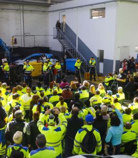 El Ayuntamiento de Las Palmas de Gran Canaria hace un llamamiento a los ciudadanos para que opten por el reciclaje durante las fiestas de Carnaval · foto 3