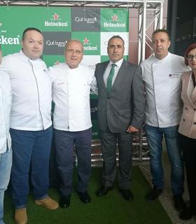 El Cabildo de Lanzarote felicita al Restaurante El Toro, galardonado como el "Mejor Asador de toda Canaria" en los Premios Qué Bueno Canarias Heineken Top 10 Restaurants de 2018 · foto 2