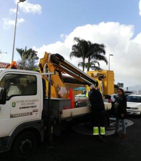 El Rosario incorpora la tecnología led al alumbrado público de la calle Cervera, en Radazul Bajo · foto 1