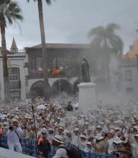 Los Indianos convierten a Santa Cruz de La Palma en corazón del Carnaval en Canarias · foto 3