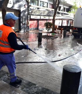 Las Palmas de Gran Canaria: Limpieza retira el último fin de semana de carnaval más de 32.000 kilos de residuos · foto 1