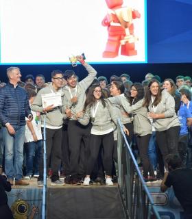 Los equipos Aldeatron Robotix y Cintegra, vencedores de la First Lego League Canarias 2018 · foto 2