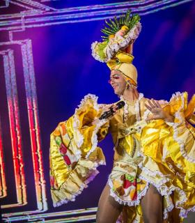 Candelaria: La Gala Drag cierra el Carnaval del “Gran Hotel · foto 5
