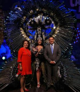 El Carnaval de Los Cristianos ya tiene Reina: Inma Afonso Darias con la fantasía Aire, de Daniel Pages · foto 1