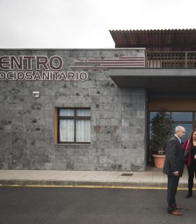 Gobierno y Cabildo de El Hierro esperan culminar el Plan de Infraestructuras Sociosanitarias en 2019 · foto 2